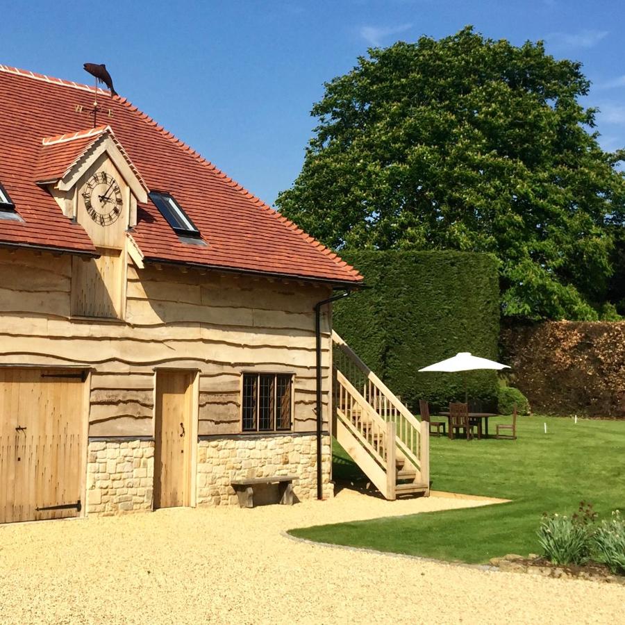 Abbots Grange Manor House - B&B