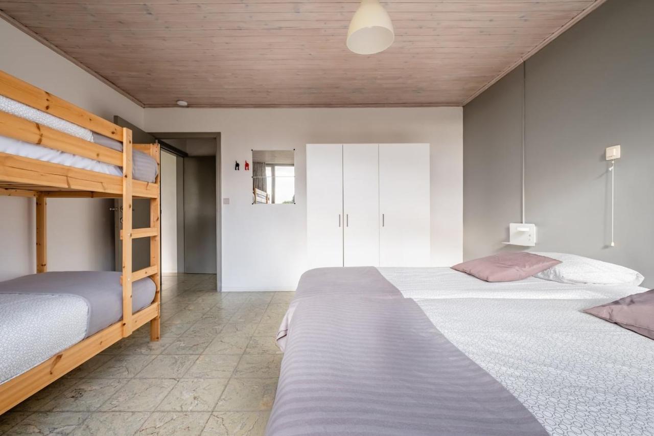 Five-Bedroom Villa (16 Adults)