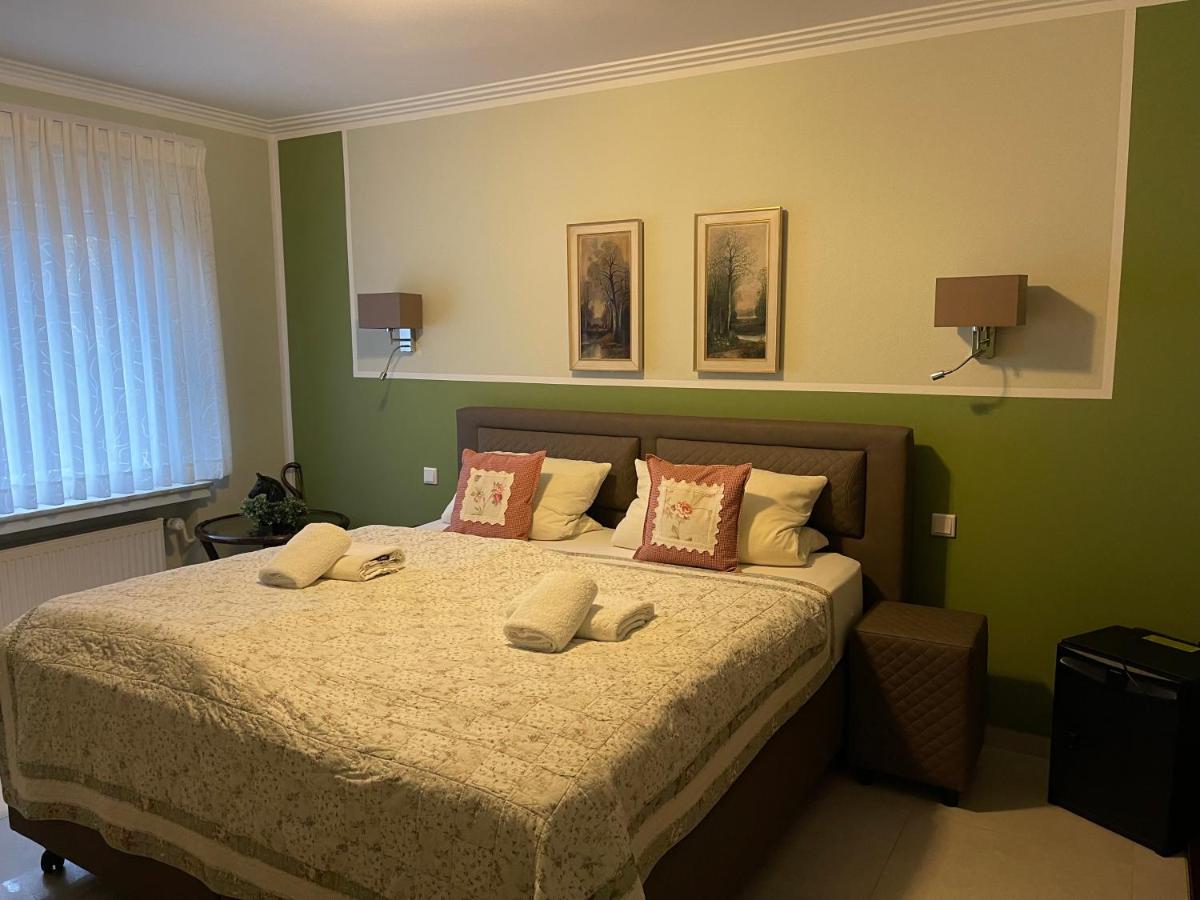 Chambre Lits Jumeaux avec Salle de Bains Privative