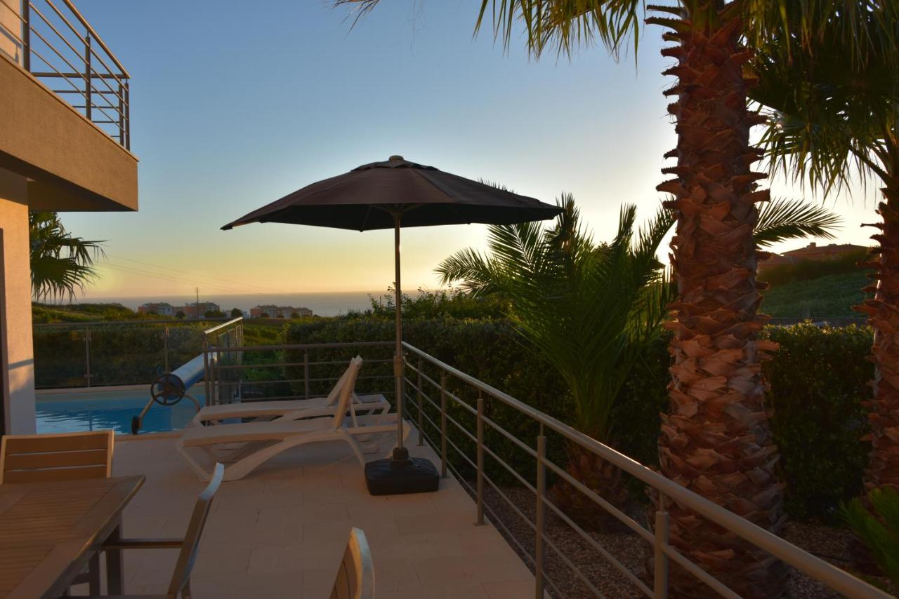 Exclusieve Villa met zeezicht en privézwembad in Atalaia - B&B Lourinhã