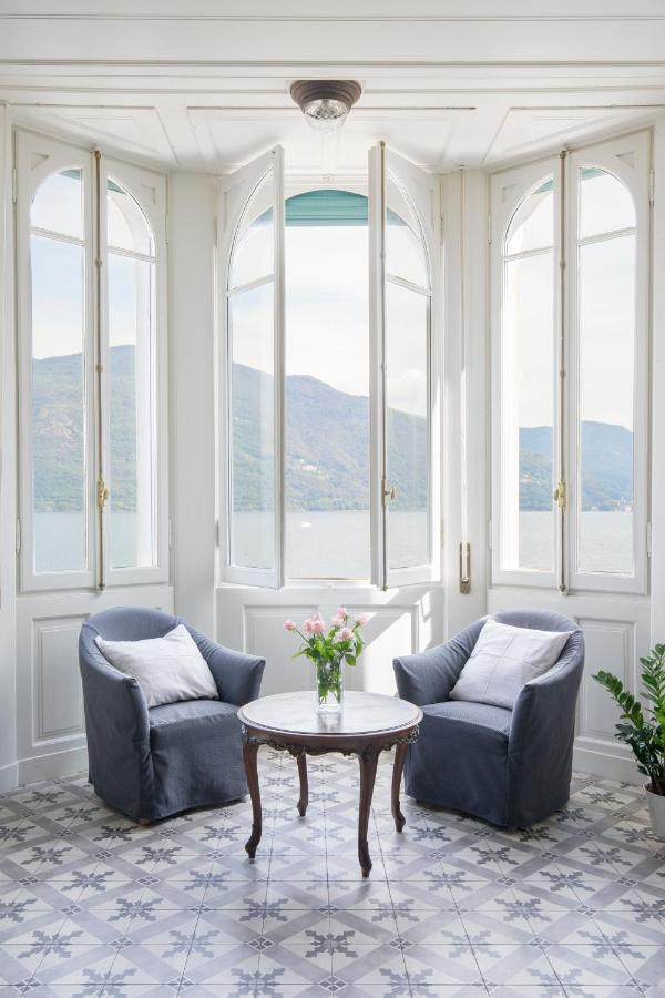 Studio mit Balkon