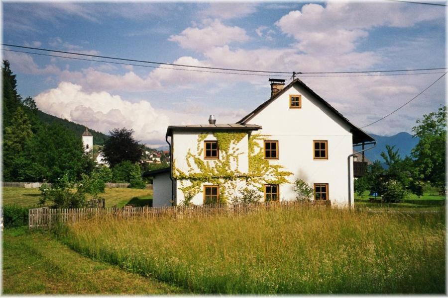 B&B Nötsch - Ferienwohntraum Haller - Bed and Breakfast Nötsch