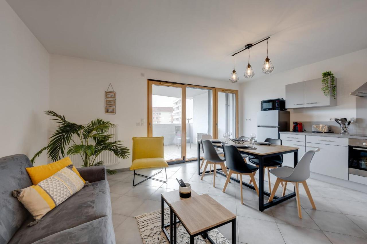 L'Art de Ville - 2 bedroom near the city center terrace and garage - Ferienwohnung