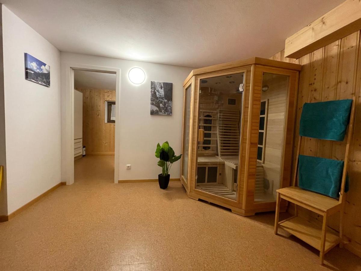 Großzügiges Domizil, 90qm, mit Terrasse, Garten, Infrarotkabine und Garage - B&B Marquartstein