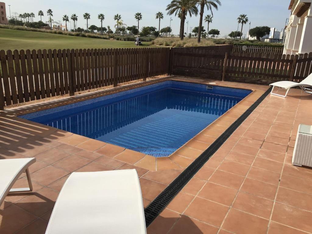 B&B Torre Pacheco - Detached Villa South Facing Golf Views and Private Pool on the Prestigious Mar Menor Golf Resort COR18 - Bed and Breakfast Torre Pacheco