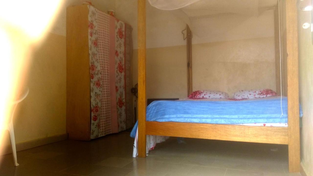 ESPACE COLIBRI - B&B Palmarin