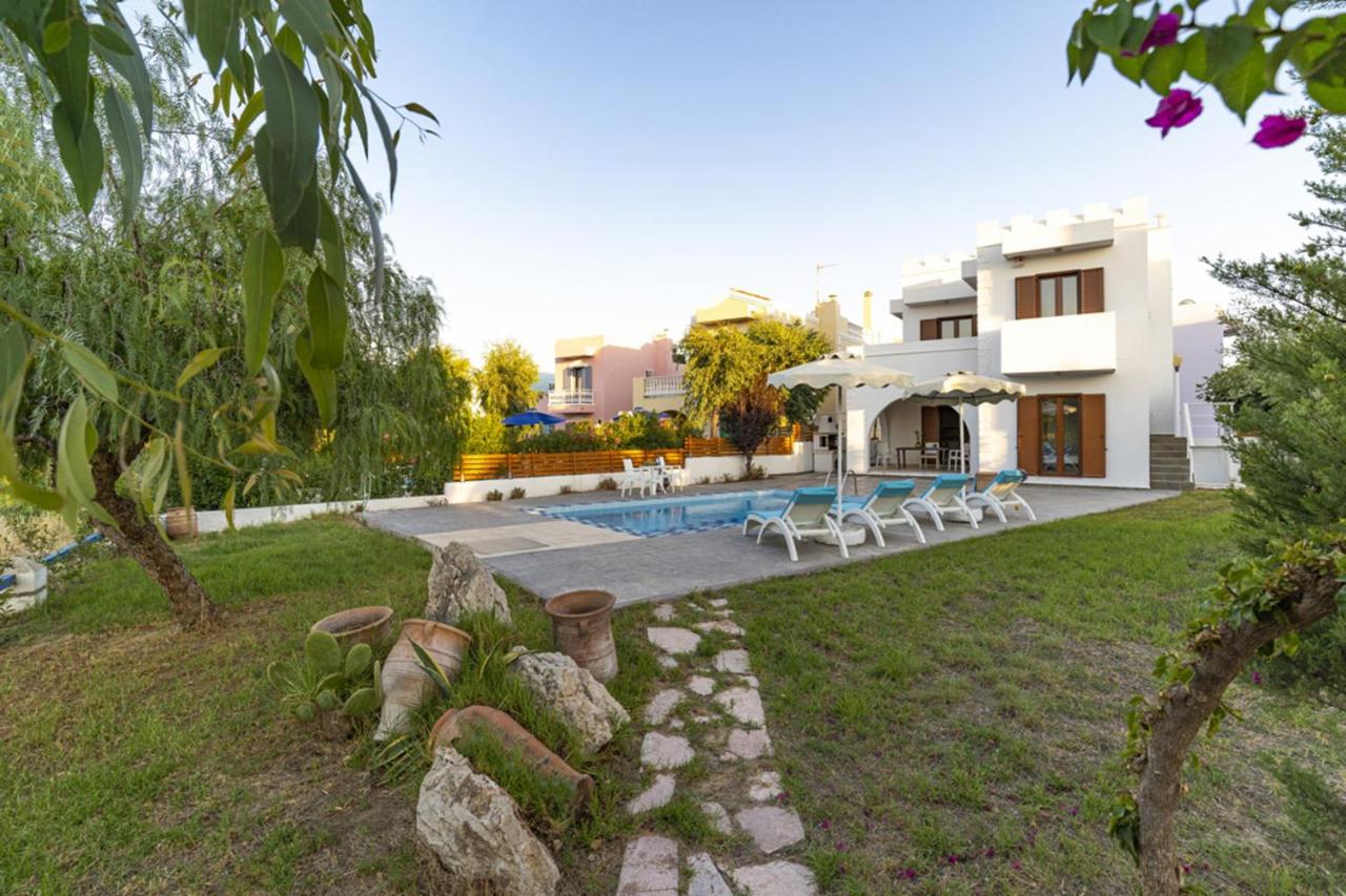 Sunny Kolympia Villa with Private Pool - B&B
