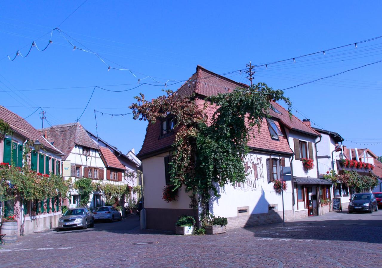 B&B Neustadt an der Weinstraße - Ferienwohnung „Brot & Wein” - Bed and Breakfast Neustadt an der Weinstraße