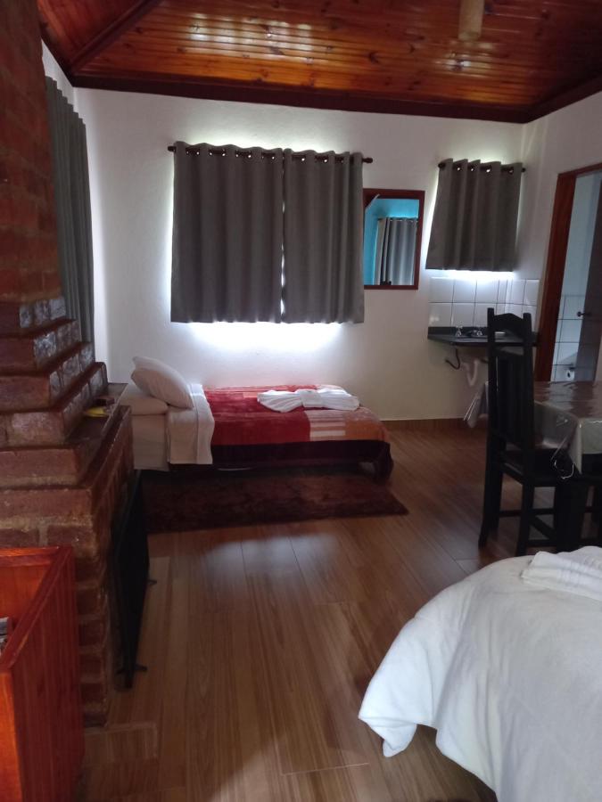 Chalet with River View "Queda D'Água"