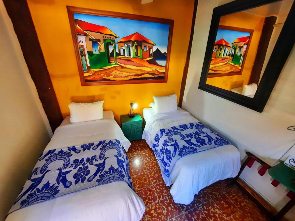 Chambre Double ou Lits Jumeaux avec Salle de Bains Privative