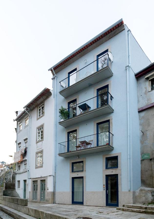 Riverside 2 Bedroom Apartment by DA'HOME - B&B Oporto