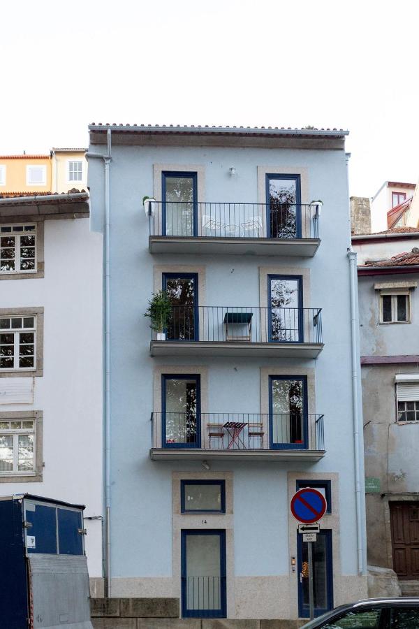 Riverside 2 Bedroom Apartment by DA'HOME - B&B Oporto