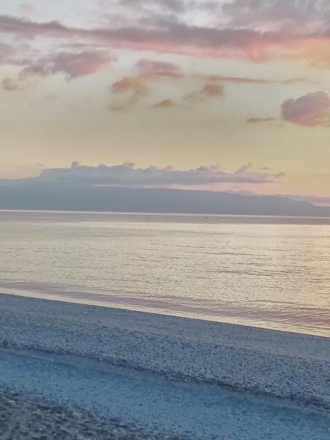 Vista incantevole Roccalumera, Sicilia - Ferienwohnung
