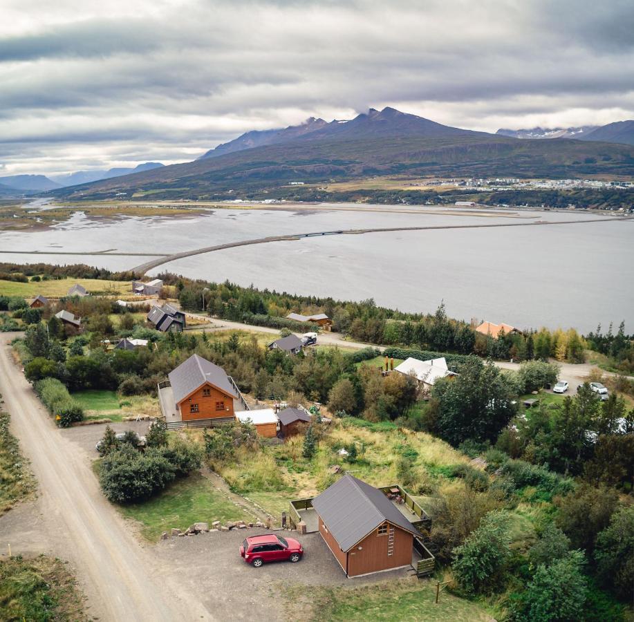 B&B Akureyri - Björkin – Cozy Cabin with excellent view - Bed and Breakfast Akureyri