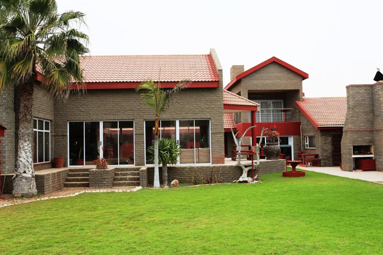 Amjicaja Guesthouse, Tours & Rentals - B&B