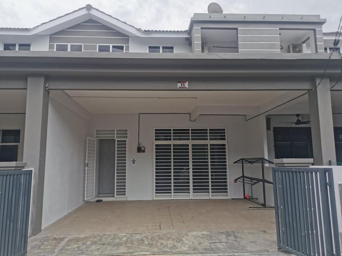 Padang Besar Homestay - Bed and Breakfast