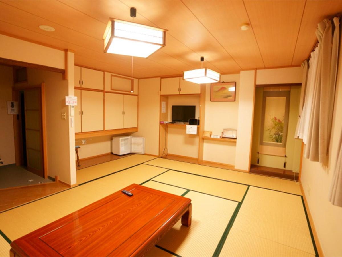 Japanese-Style Room