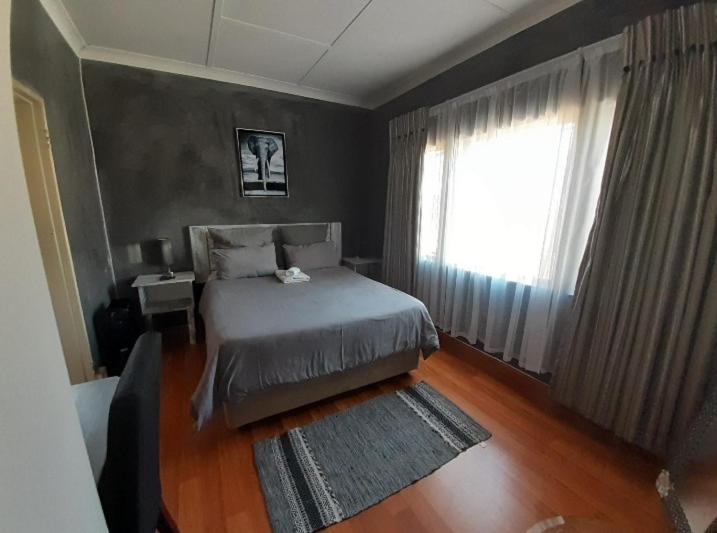 B&B Germiston - The Private and Cosy Guest House 1 - Bed and Breakfast Germiston