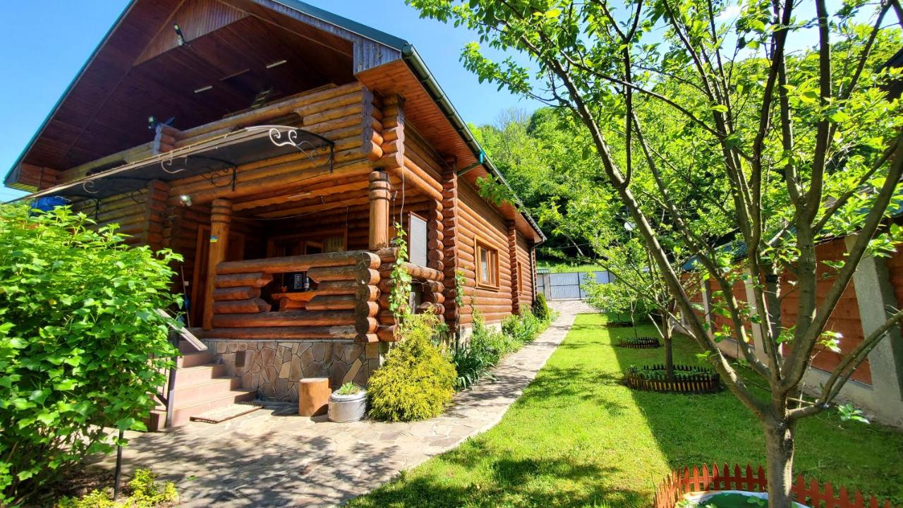 B&B Sasivka - Заміський будинок "Wow дача" - Bed and Breakfast Sasivka