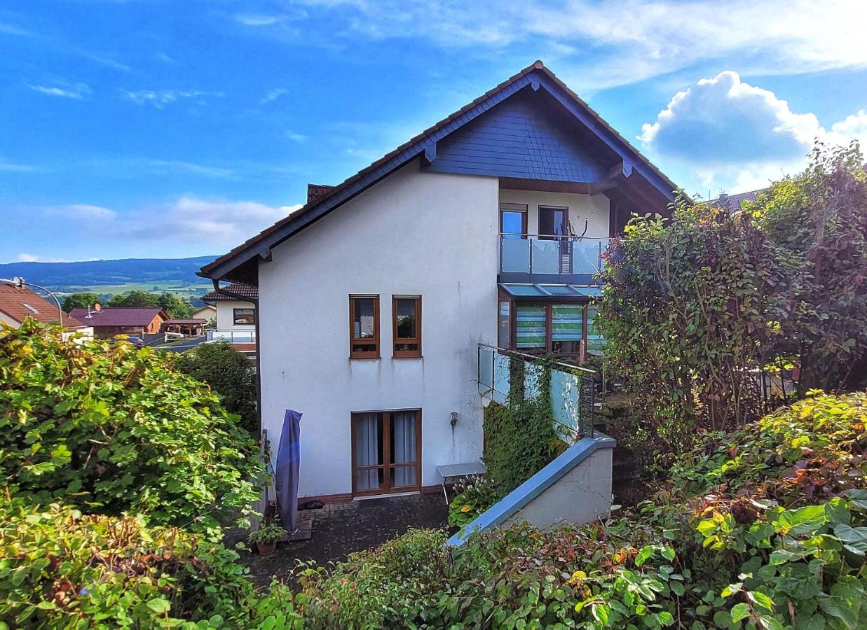 B&B Lahrbach - Ferienwohnung am Felsenkeller - Bed and Breakfast Lahrbach