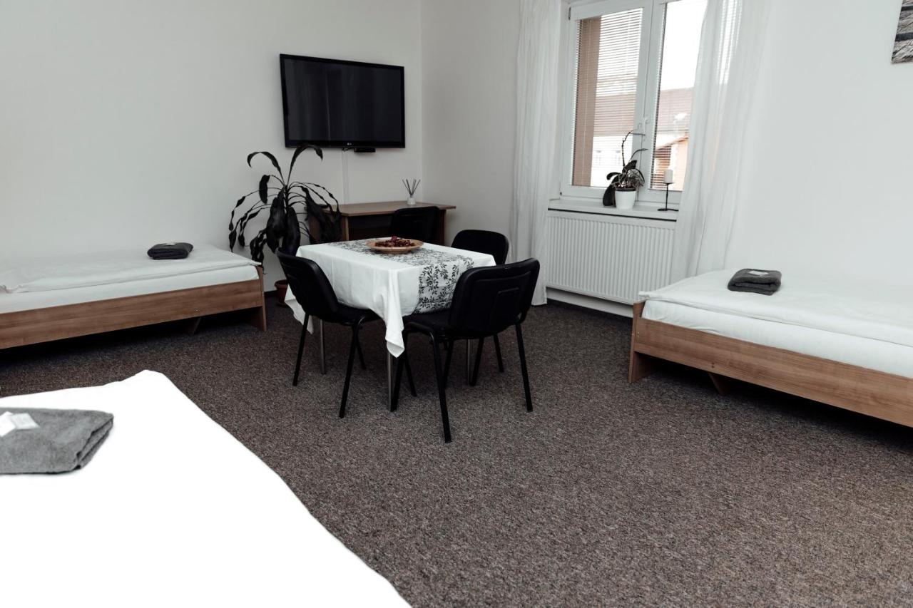 Vierpersoonskamer met Eigen Badkamer