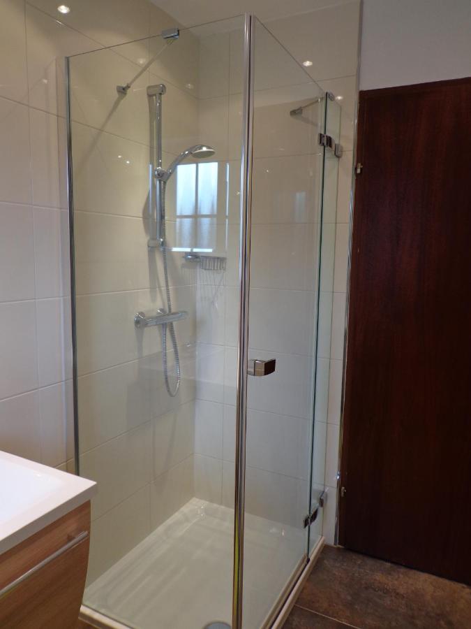 Double Room with Shared Bathroom and Balcony