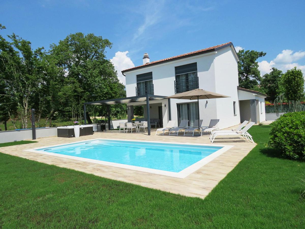 Villa Cerasela - Bed and Breakfast