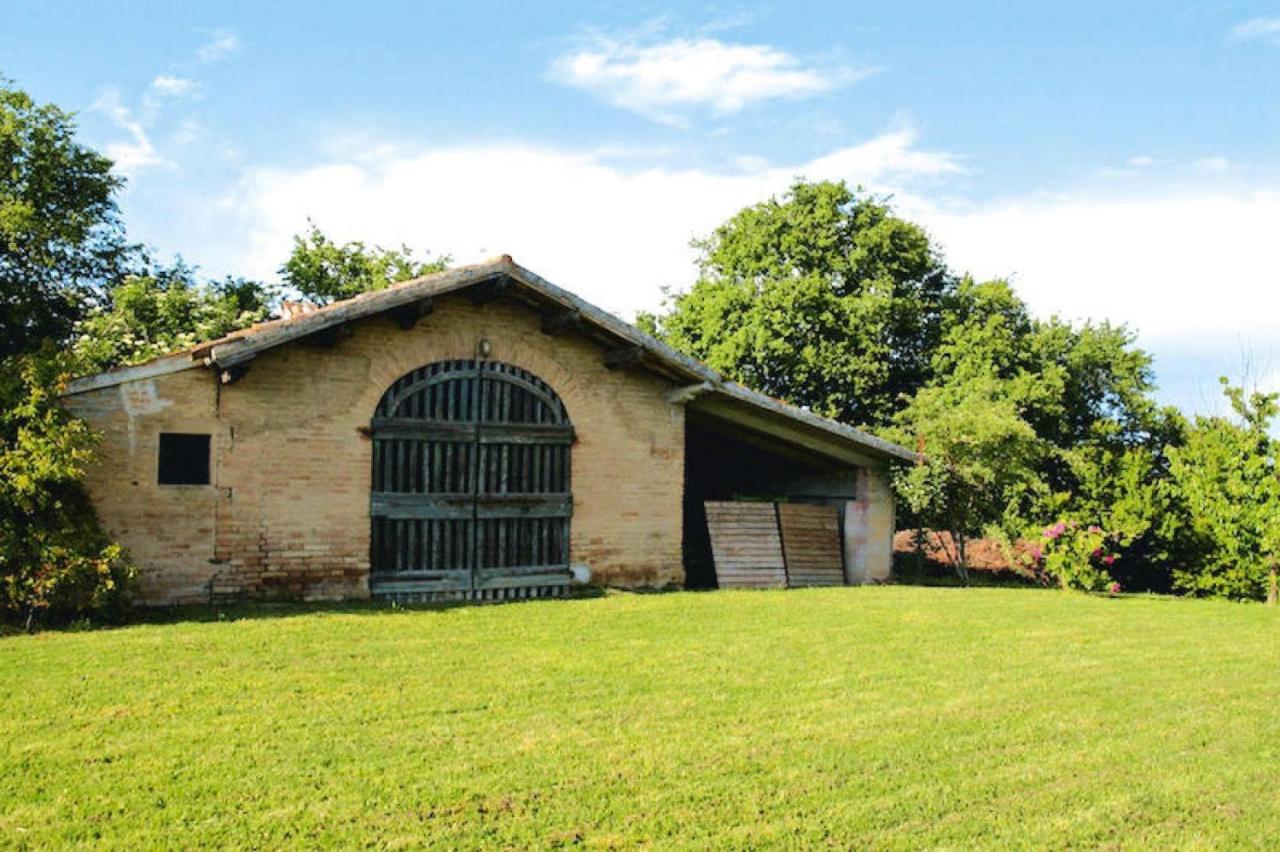 Country House in Monterado with Pool - Chambres d’hôtes Monterado