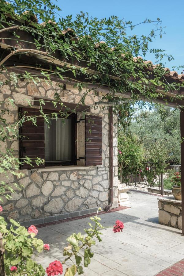 Agrikia Villa - B&B