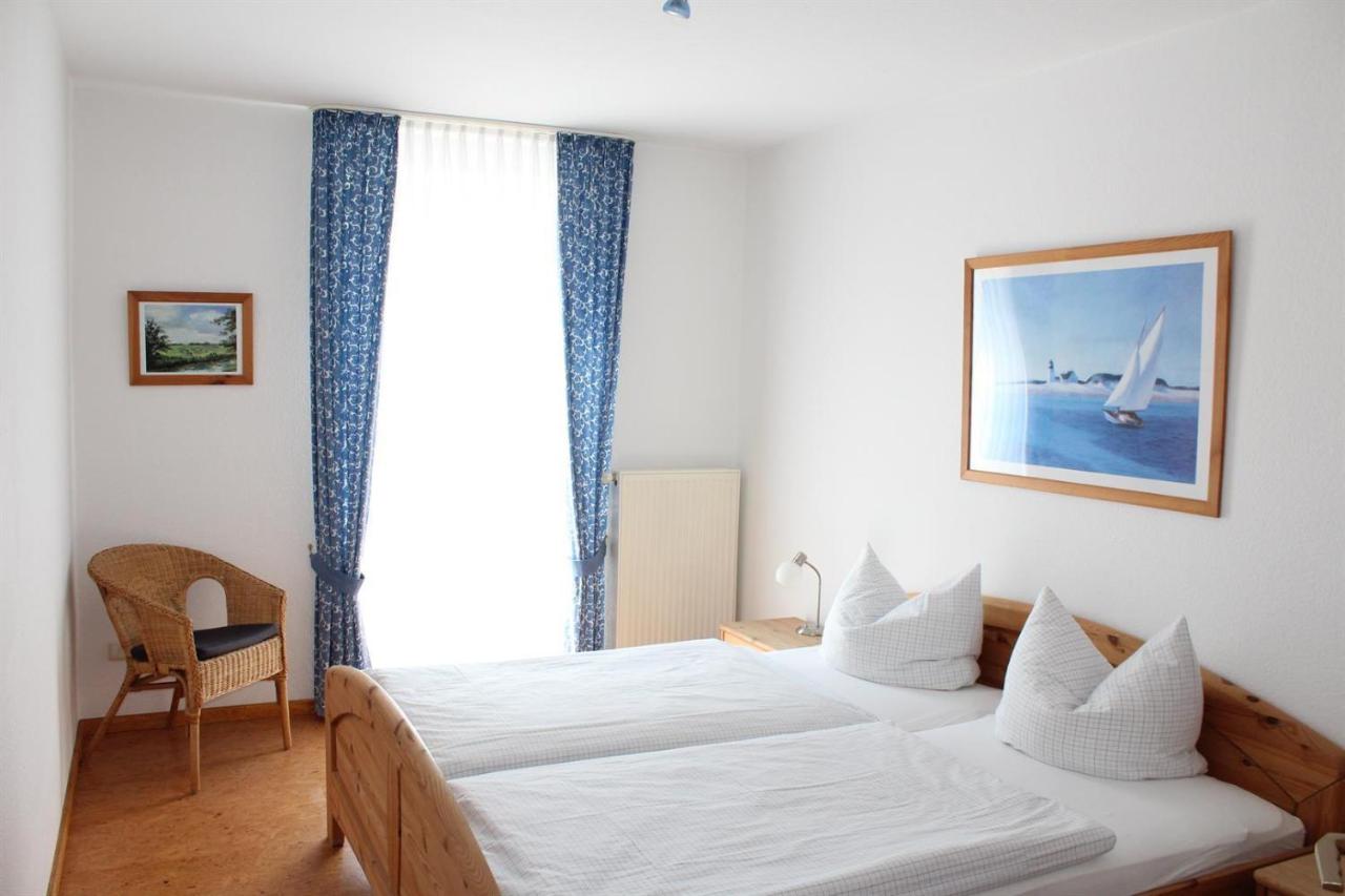 Apartment mit 2 Schlafzimmern und Dusche 