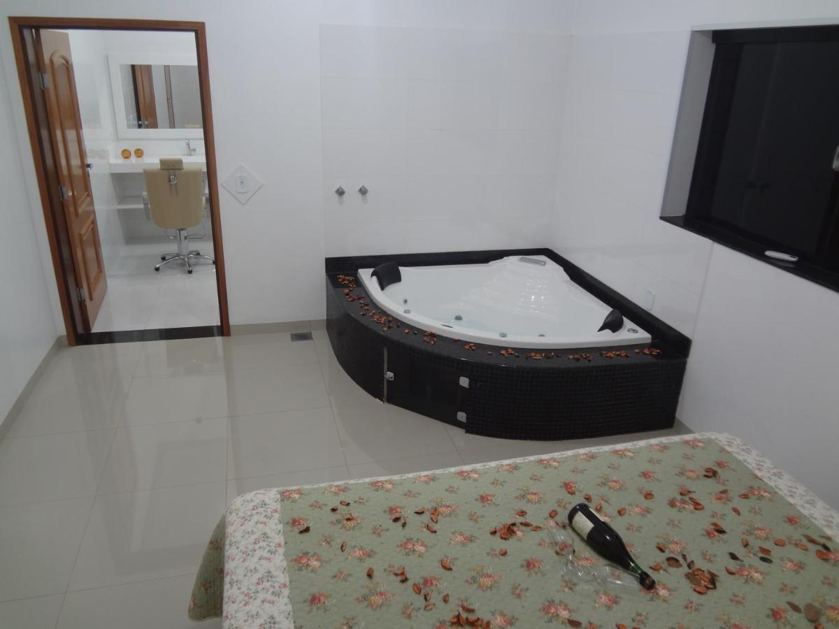 King Suite with Spa Bath