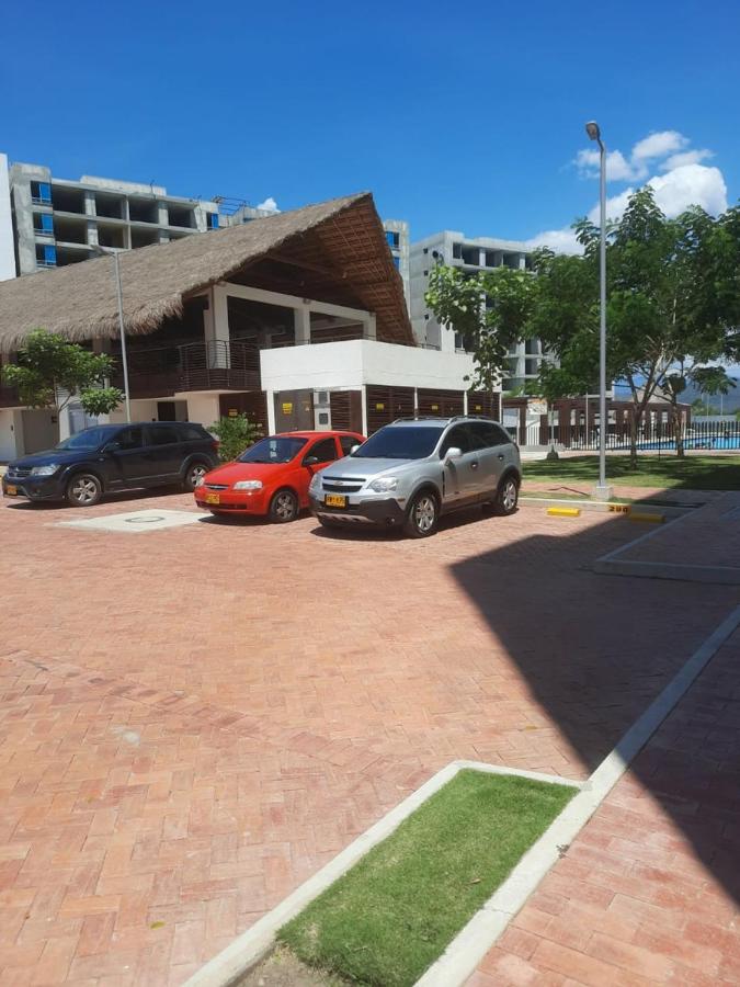 Ricaurte vía a Girardot -Peñazul Aldea - B&B