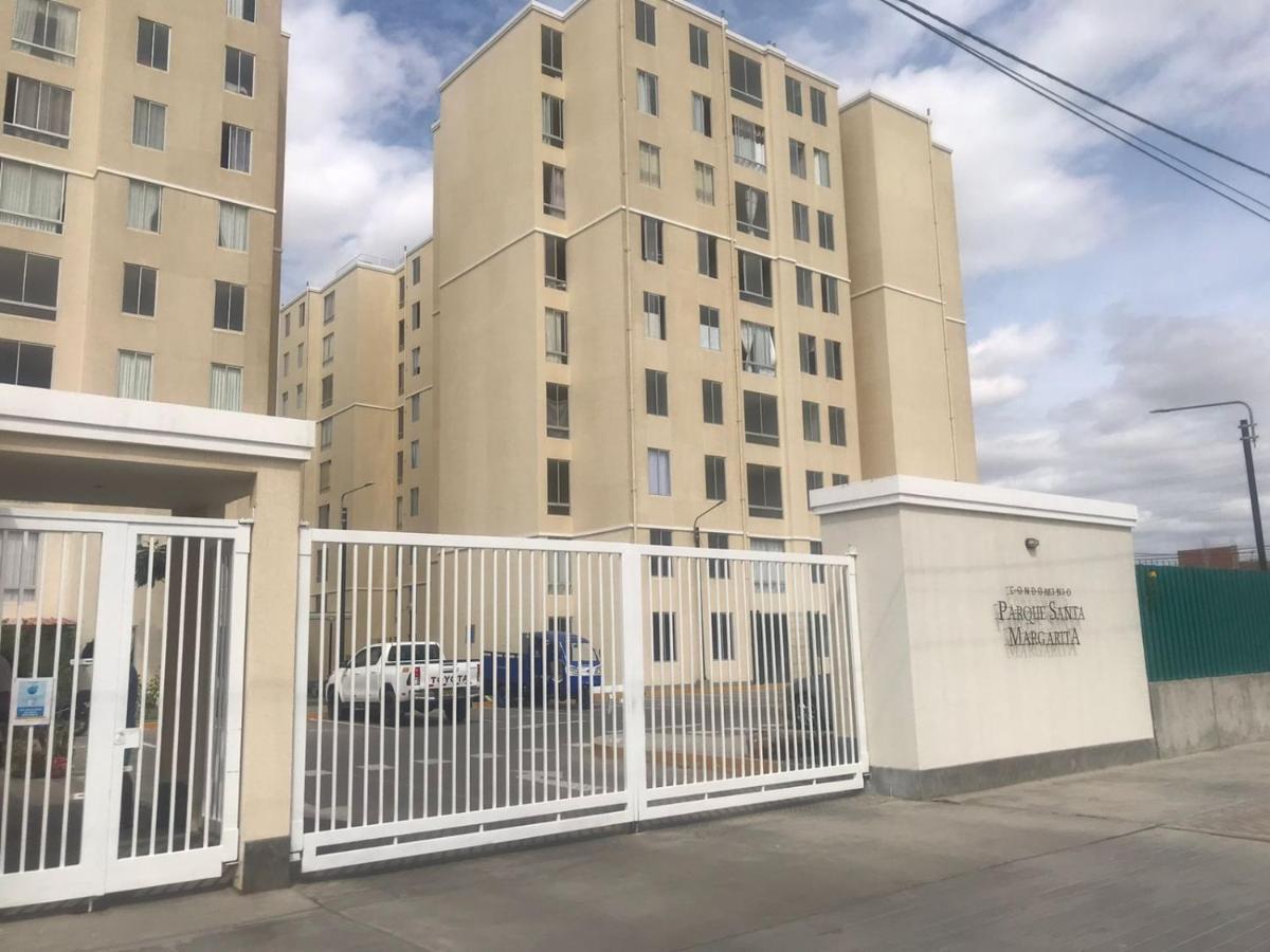 Departamento de estreno en 1er piso en Condominio - B&B