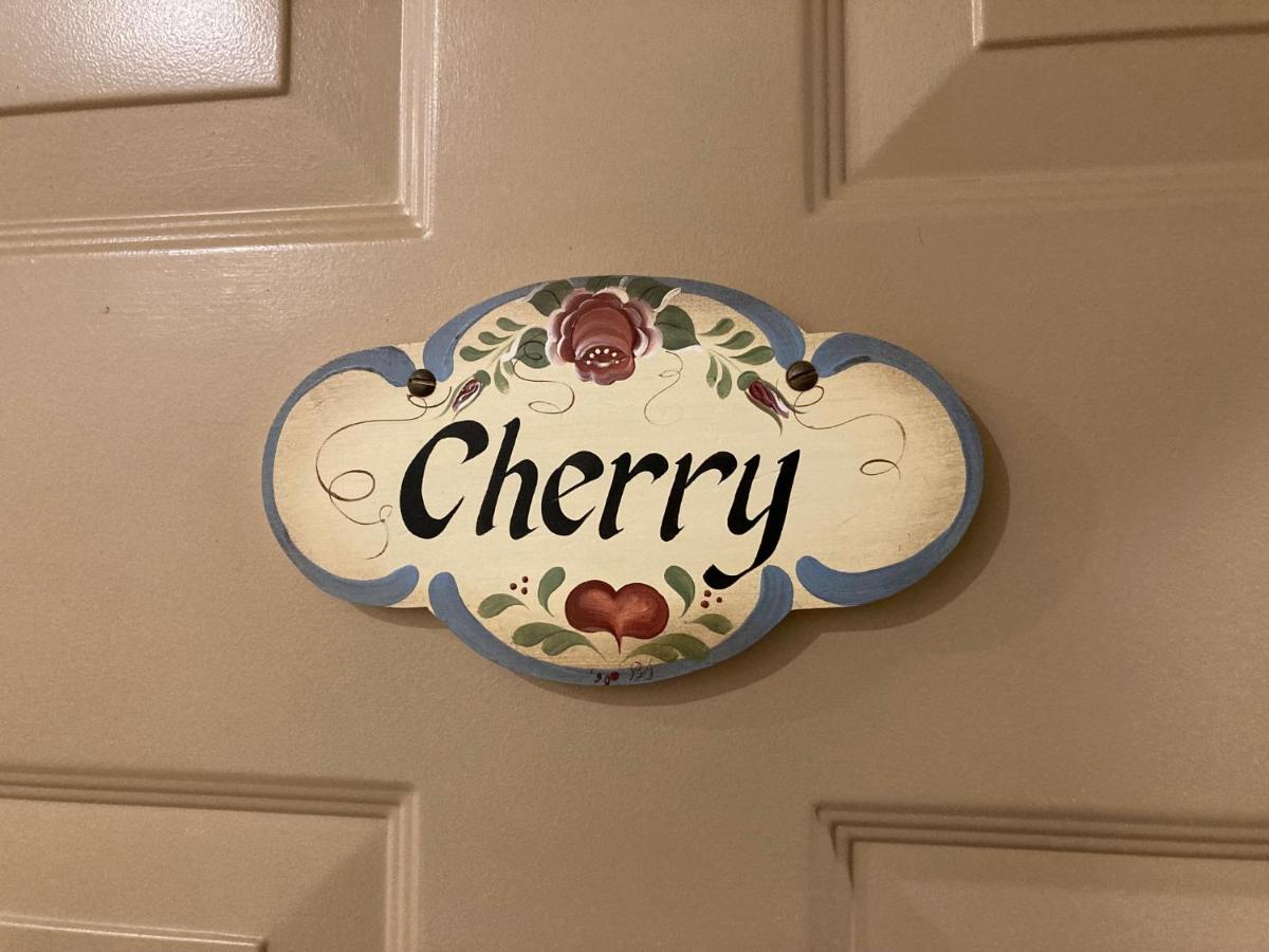 Double or Twin Room with Bathroom