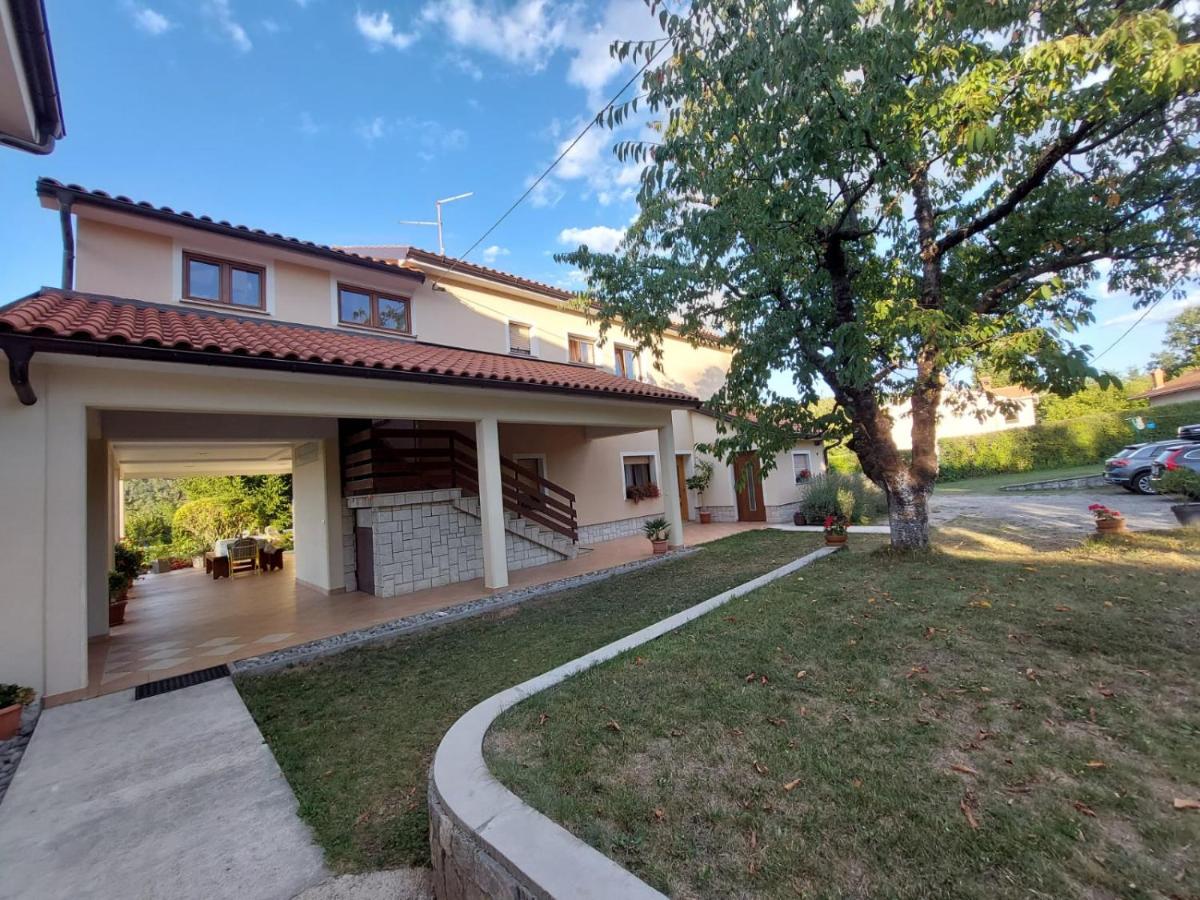 Sobe Ivančica - B&B