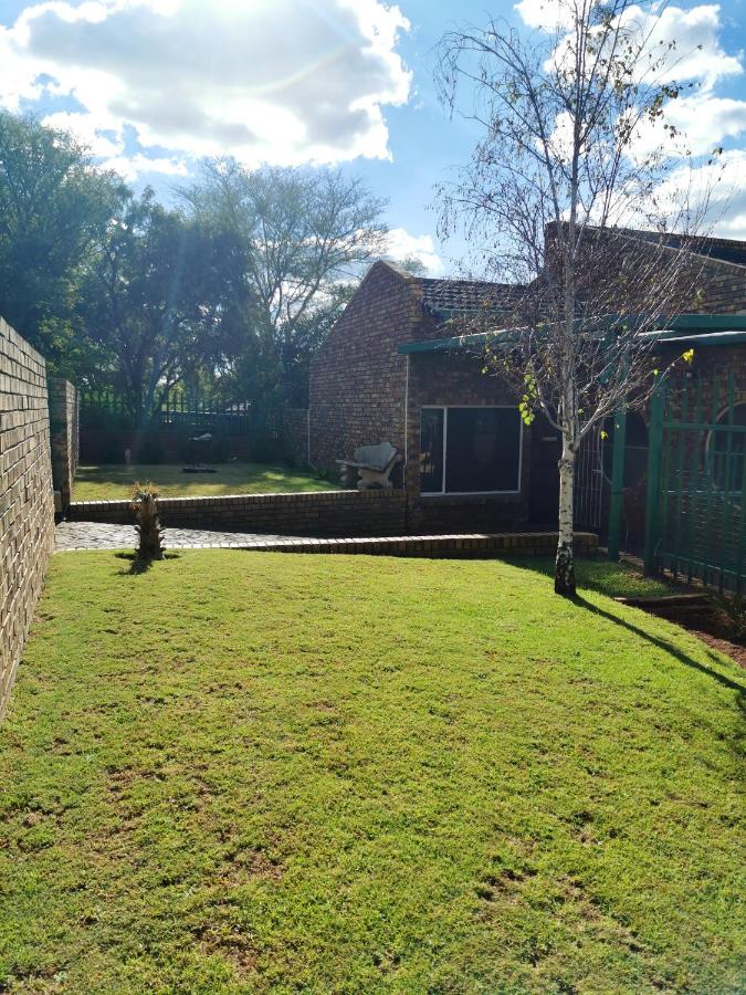 B&B Emalahleni - Shandi Accommodation - Bed and Breakfast Emalahleni