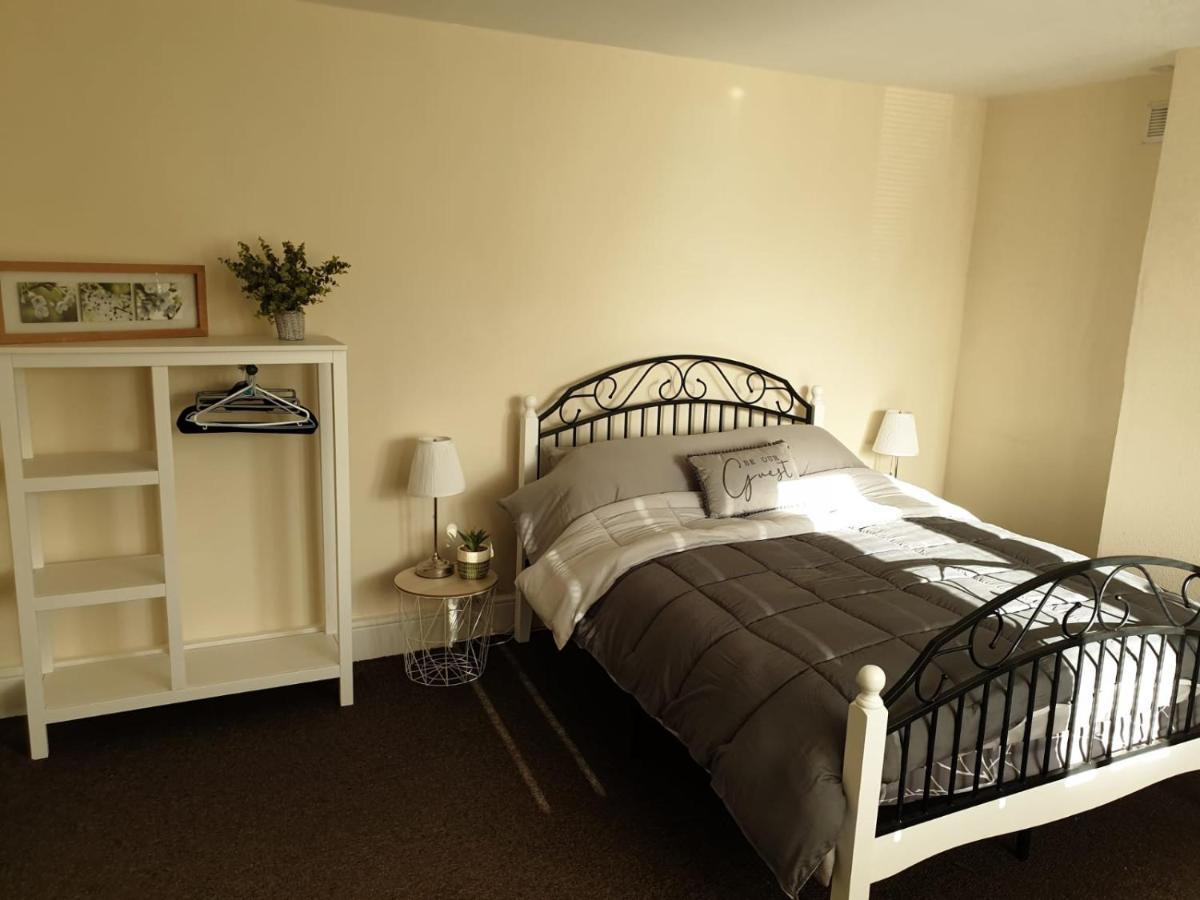 B&B Cleethorpes - Flat 1. Cleethorpes apts - Bed and Breakfast Cleethorpes