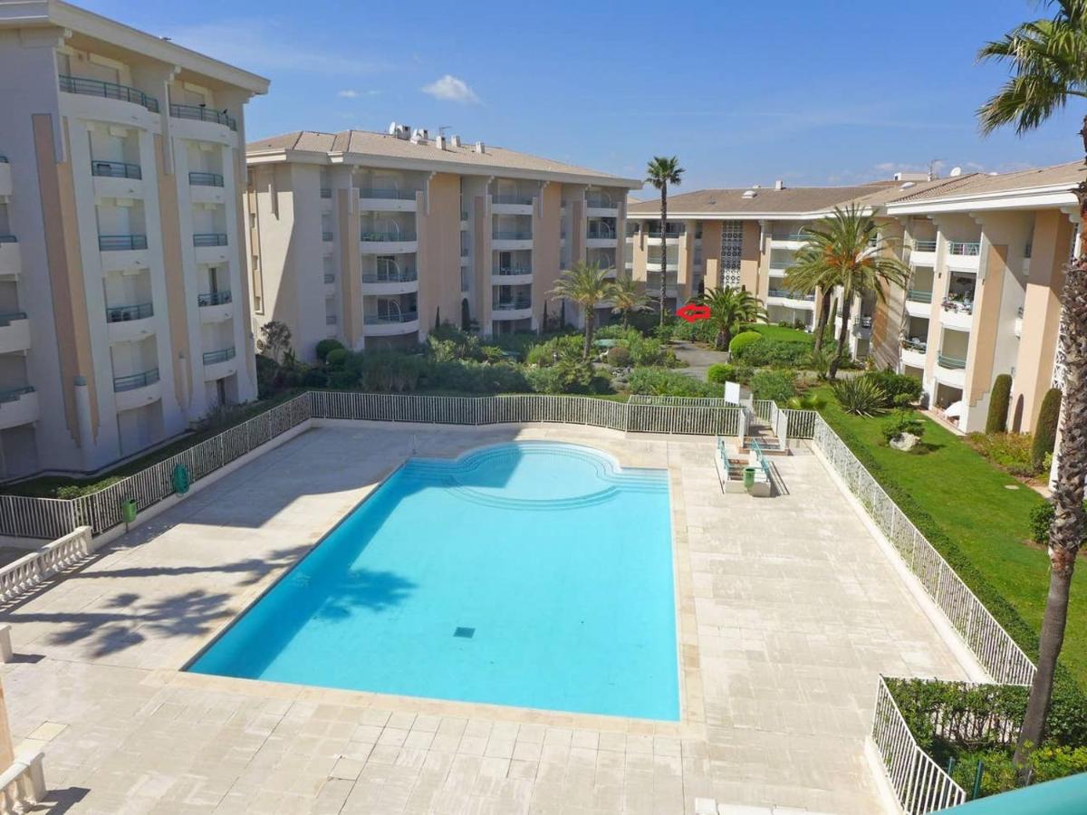 Location Port Fréjus, bord de mer - Bed and Breakfast