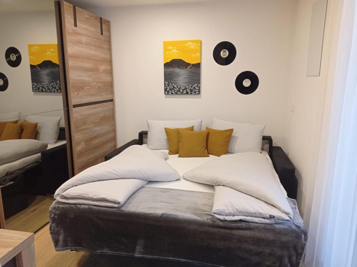 Armea Appart - Ferienwohnung Cadipietra