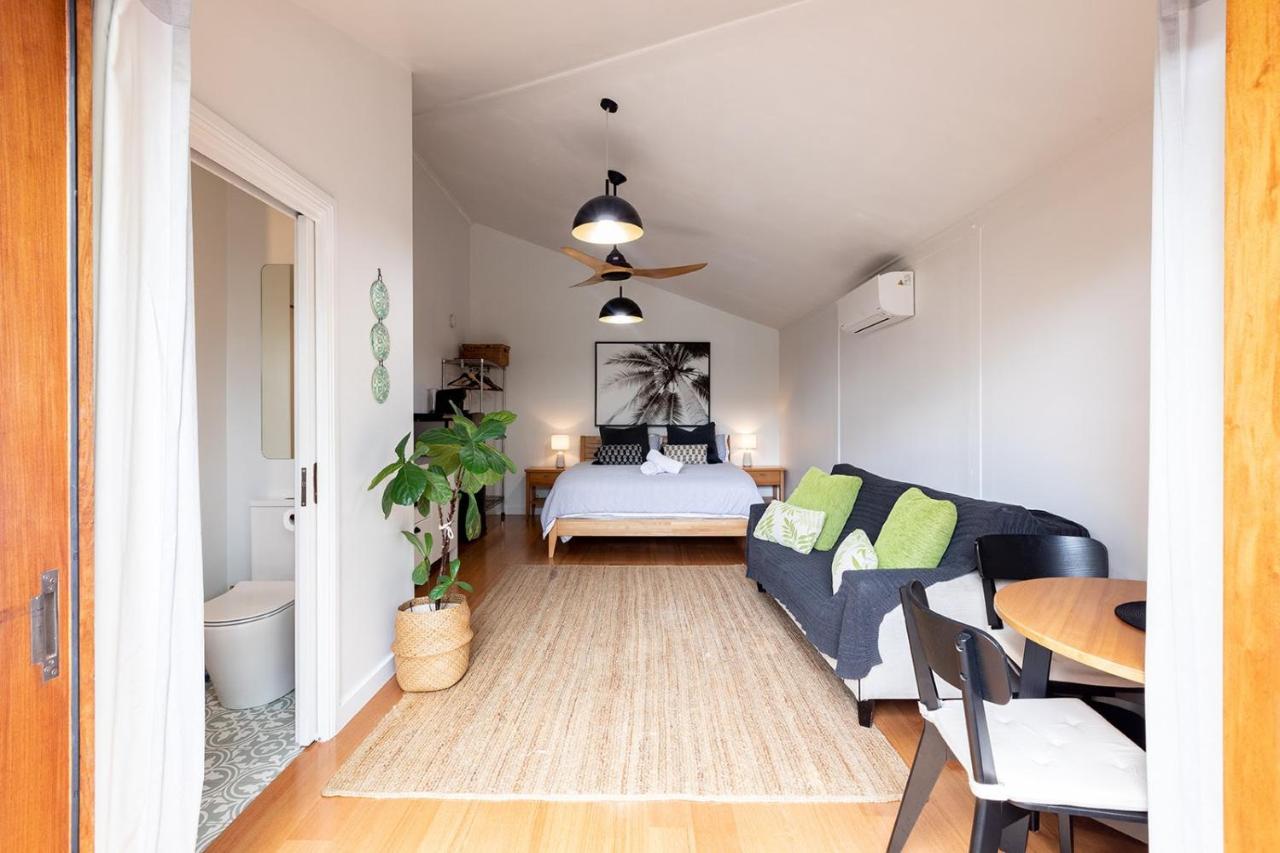 Tallows Studio -Modern, tranquil, dog friendly,2 mins to the beach - B&B