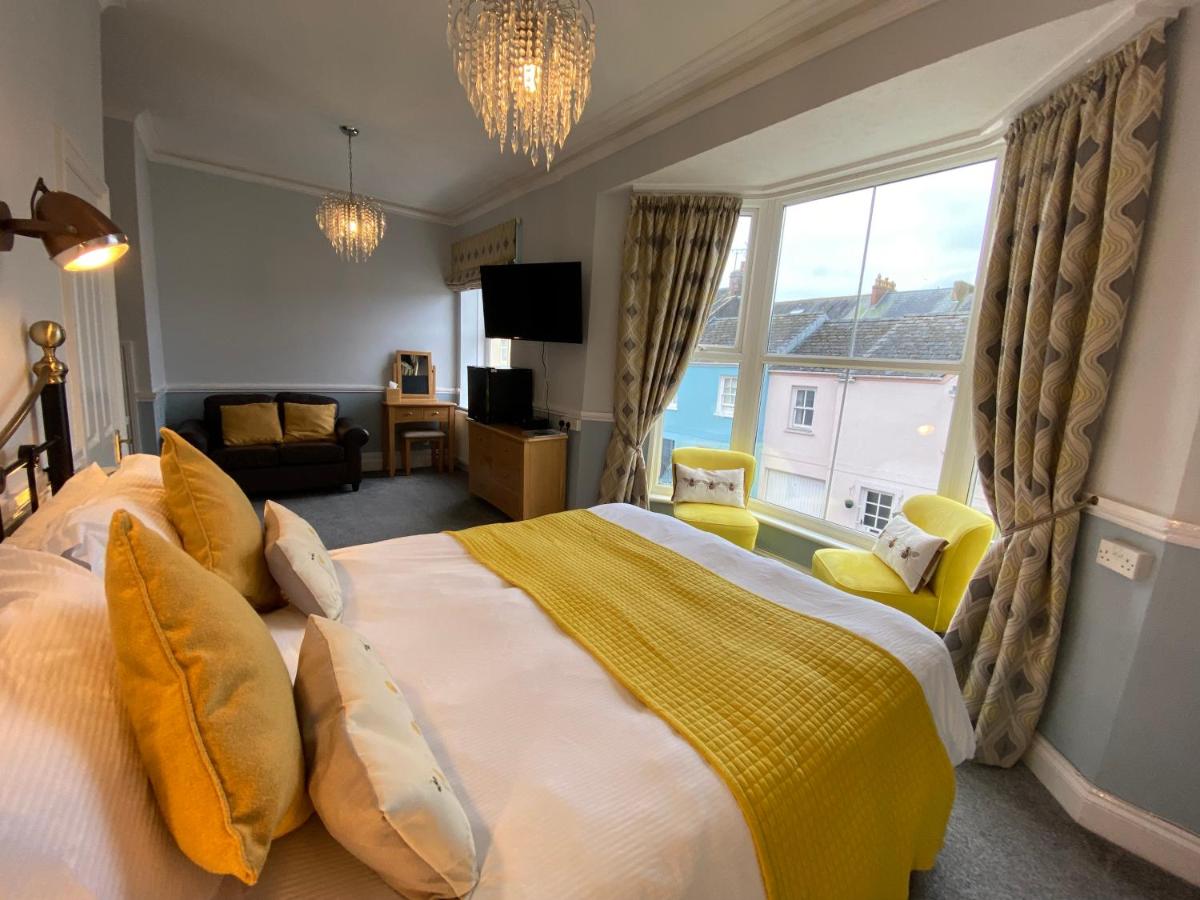 B&B Tenby - Sunny Bank Guest House - Bed and Breakfast Tenby