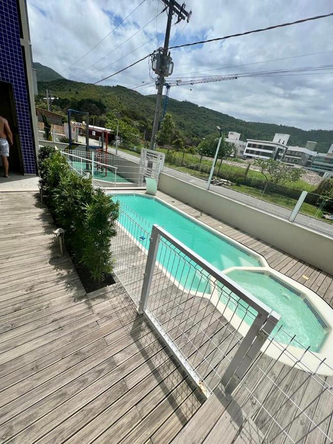 Apartamento novo em Palmas, climatizado e próximo à praia! - B&B Governador Celso Ramos