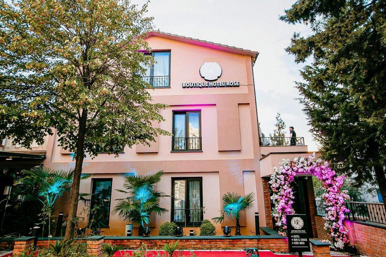 B&B Tirana - Rose Boutique Hotel - Bed and Breakfast Tirana