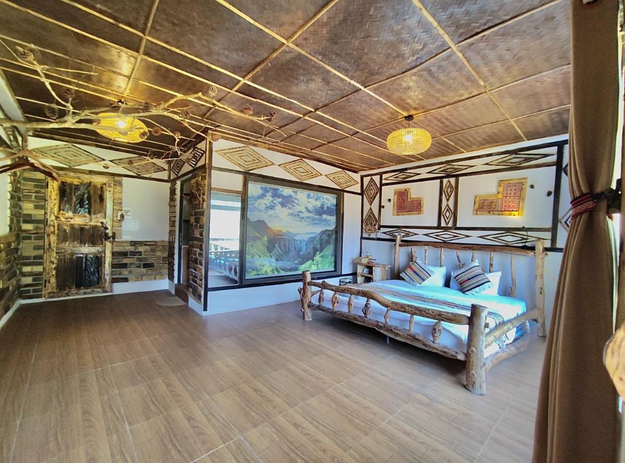 Habitación Doble con vistas a la montaña
