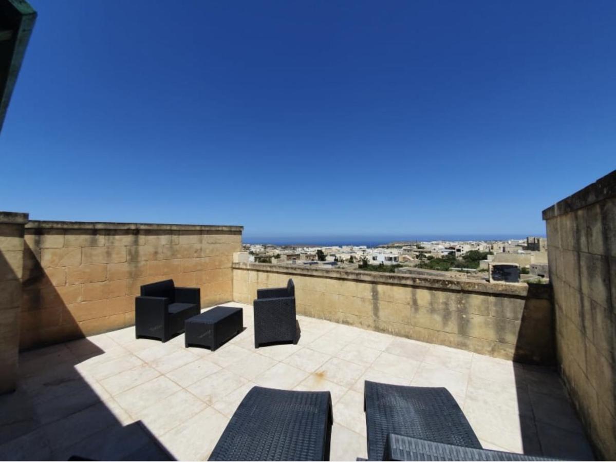 Double Room with Terrace