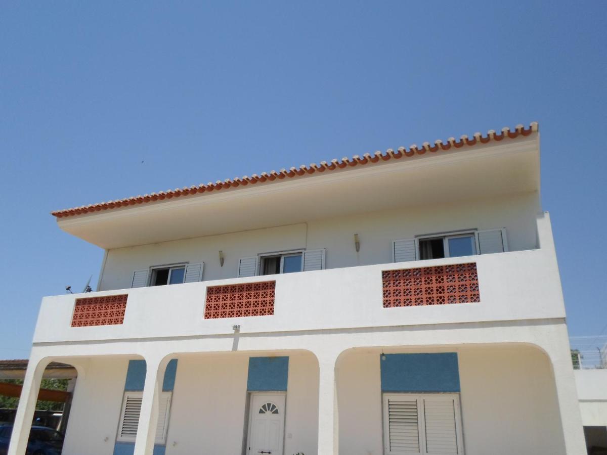 Casa do Zé Manel - T2 com BBQ e Terraços - B&B