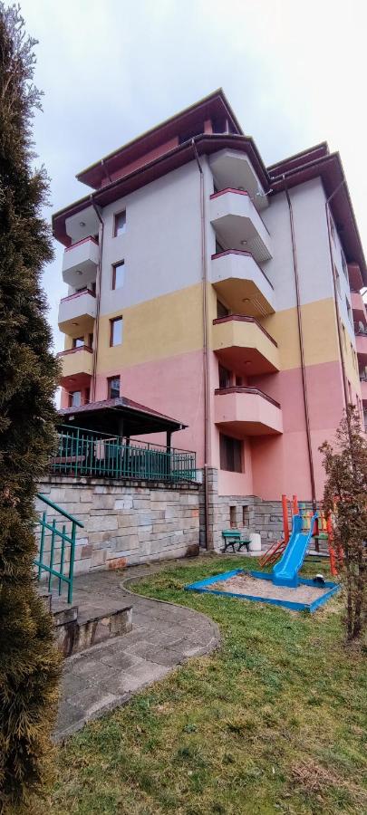 Neviasta Apartment - Ferienwohnung