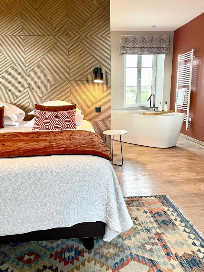 Deluxe Double Room with Shower
