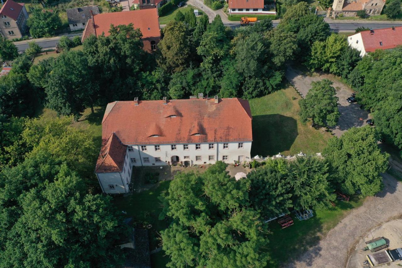 Event- Kultur & B&B Kunst Schloss Neuenhagen Übernachten im Denkmal - B&B Bad Freienwalde