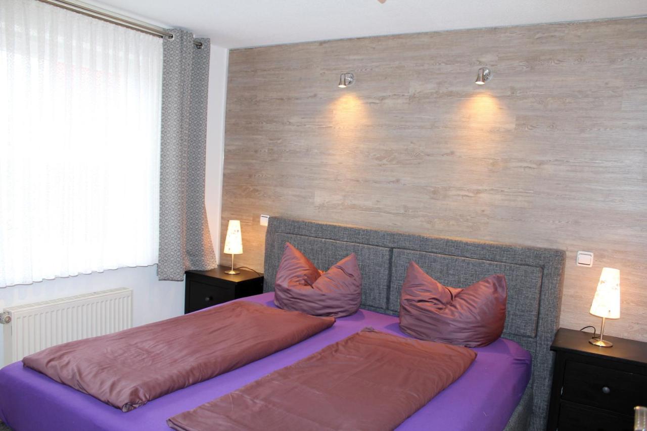 One-Bedroom Apartment with Terrace and Lake View